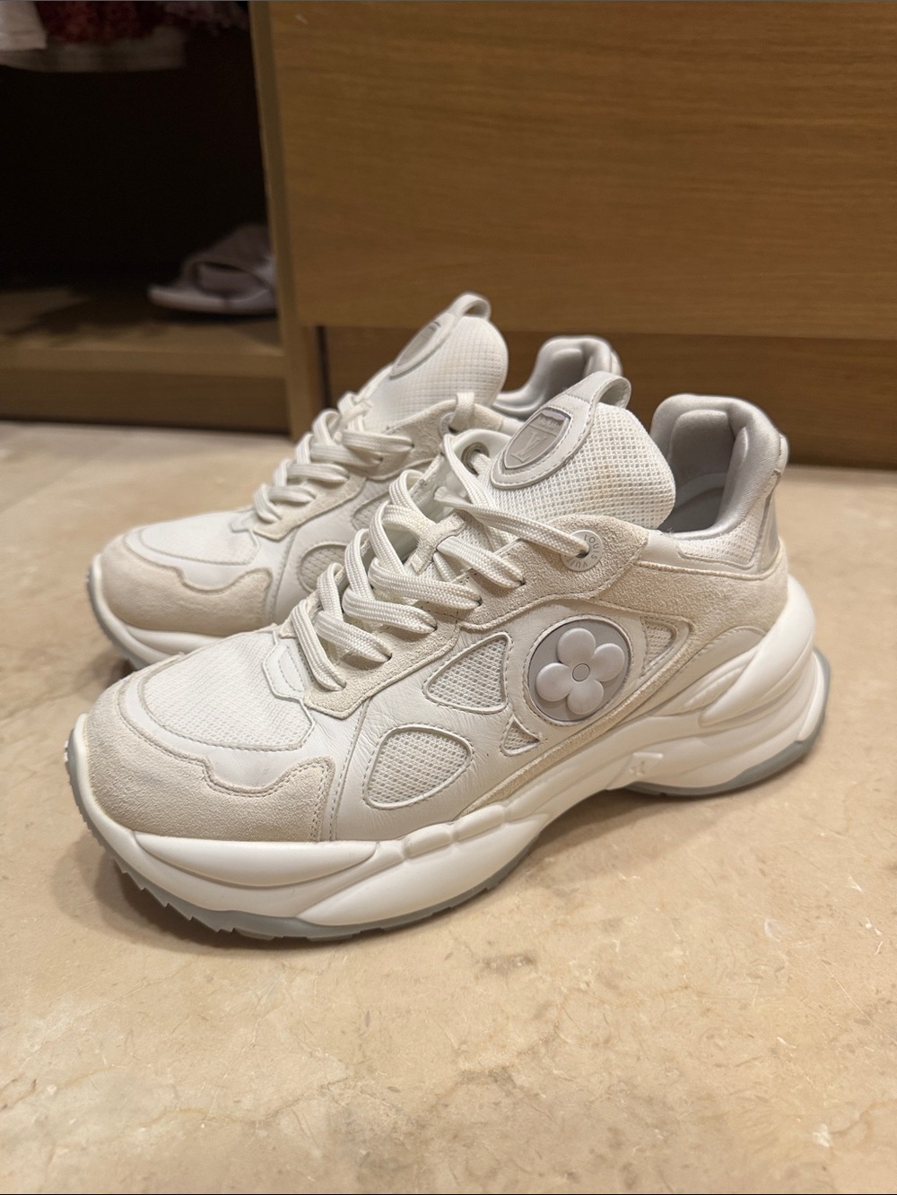 Louis Vuitton Cream-White Women's Chunky Sneakers - Picture 5 of 7
